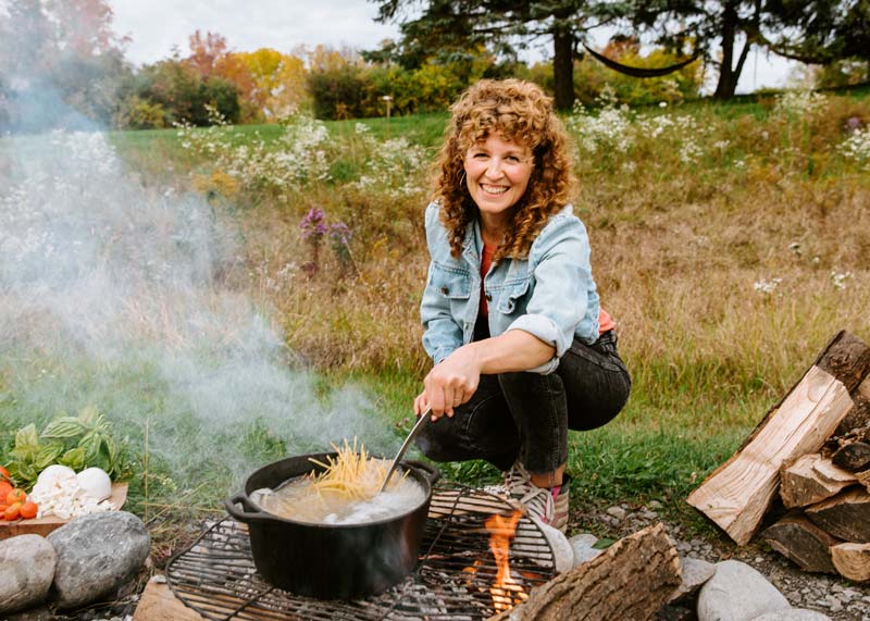 Emma-Frisch-Newsletter-signup-free-cast-iron-cooking-guide